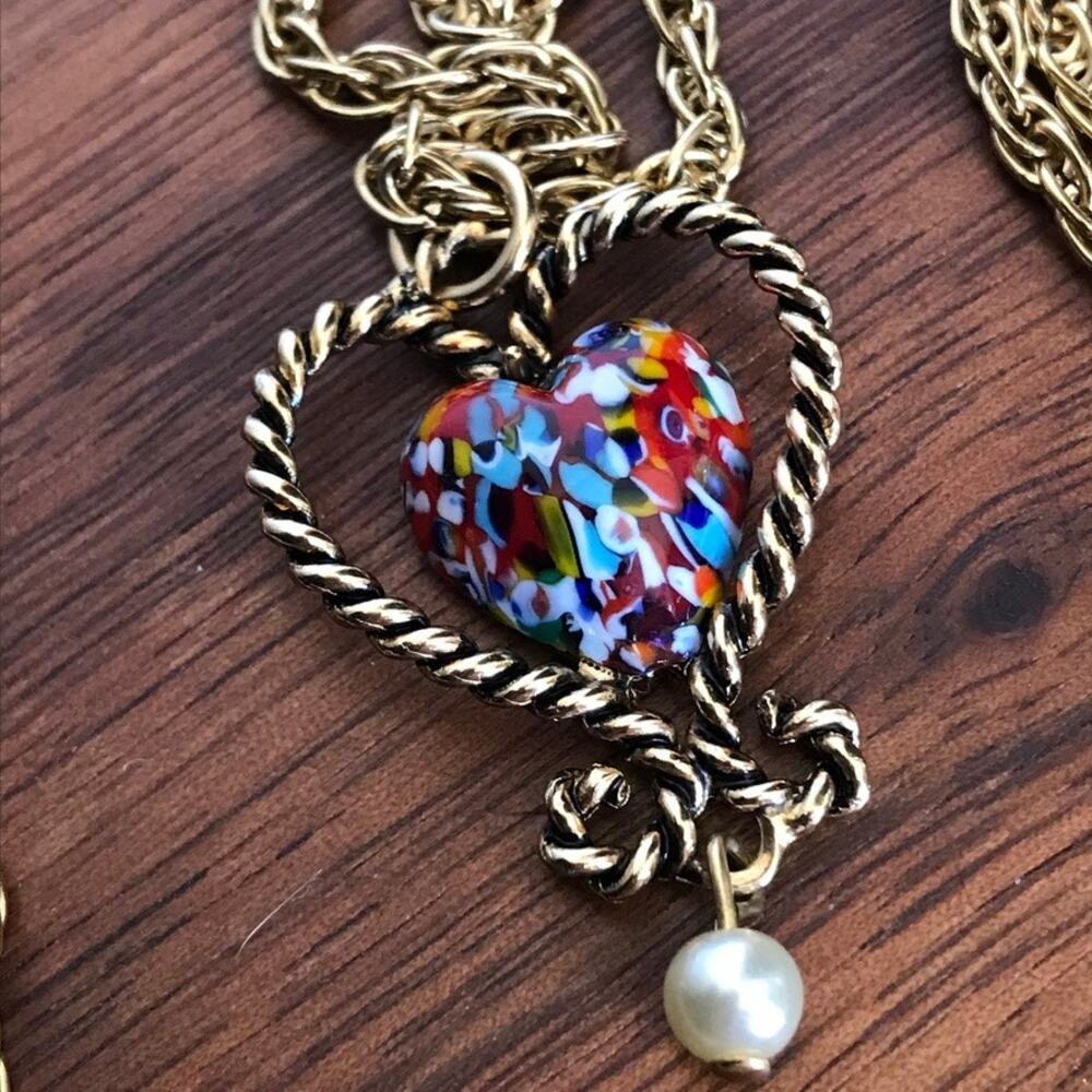 Sarah Coventry Twin Hearts Pendant Necklace Millefiori Glass Heart Gold Tone